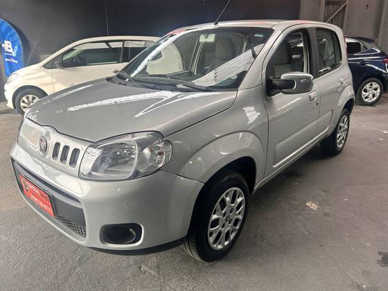 FIAT UNO 1.0 EVO VIVACE 8V FLEX 4P MANUAL